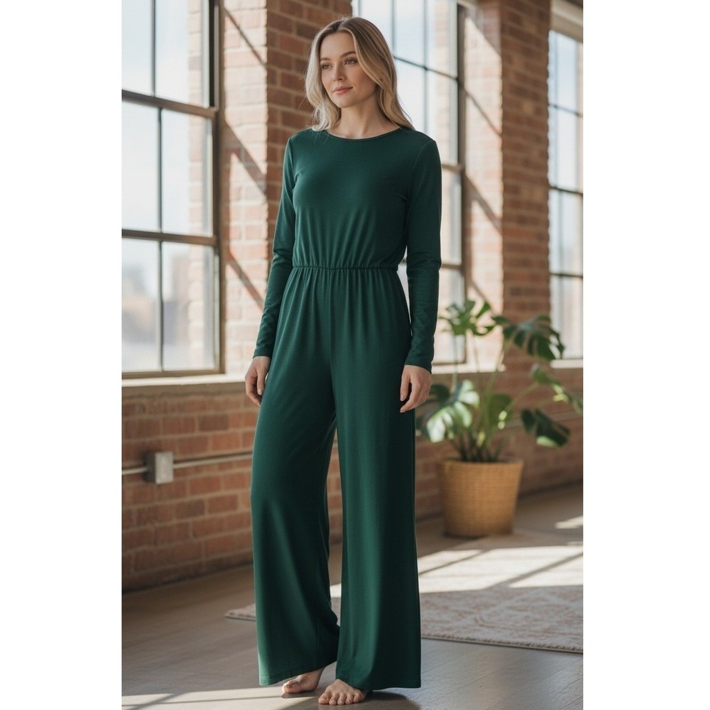 NWOT OQQ - Ribbed - Round Neck - Long Sleeve - Bellbottom Dark Green Jumpsuit L